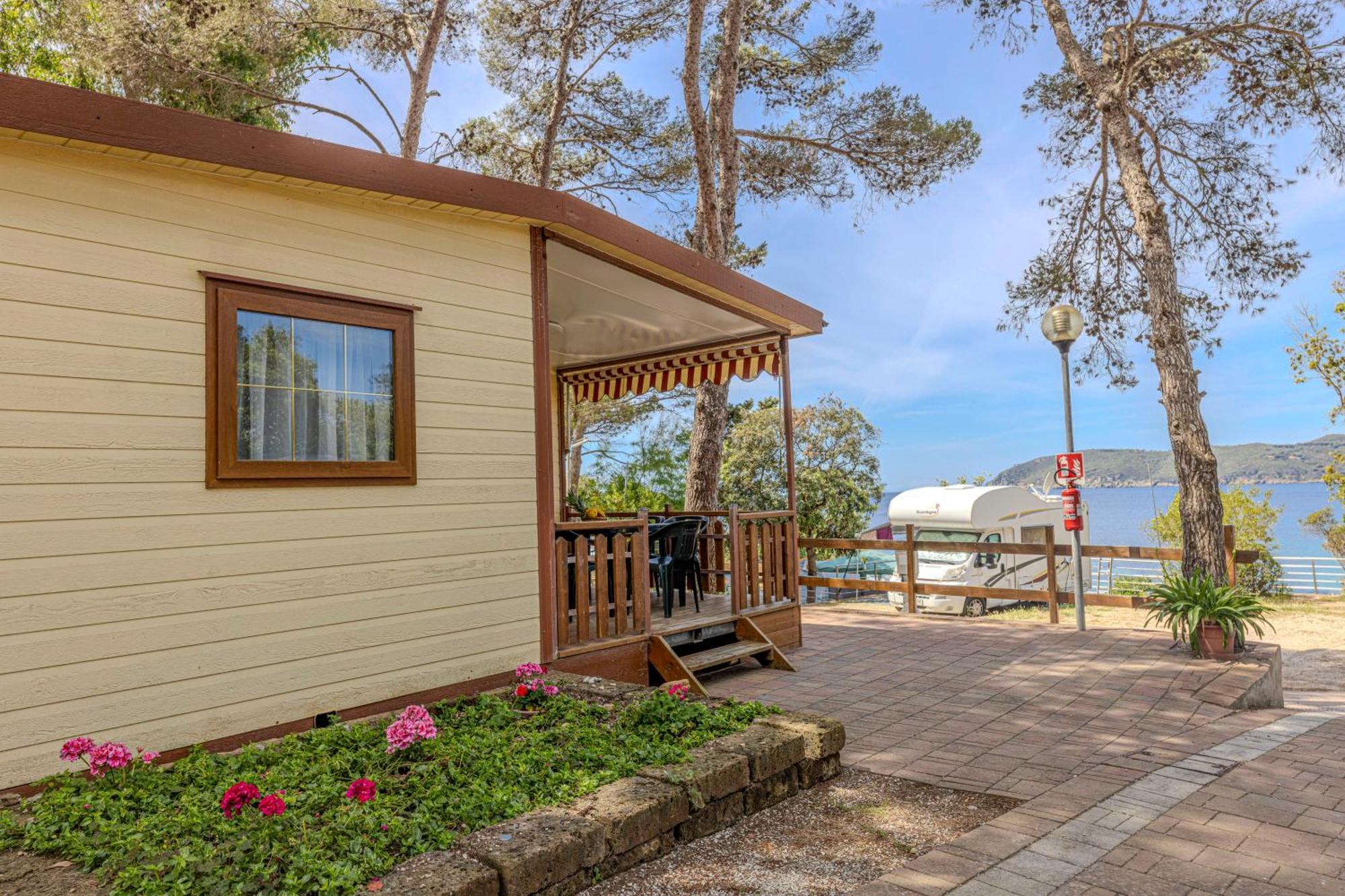 Camping Village Le Calanchiole Каполивери Екстериор снимка